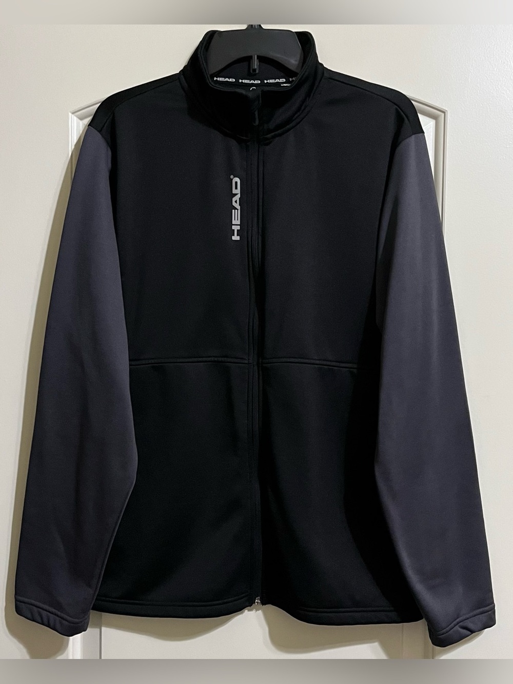 HEAD Mens Black Zip Up Jacket With Gray Sleeves Size Medium Logo
